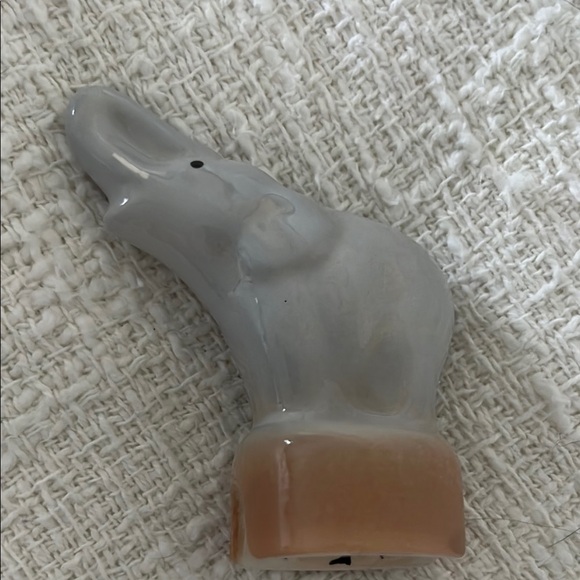 F. Wright Gray Elephant Pie Bird / Pie Vent / Pie Funnel Unique and Rare - Picture 6 of 6